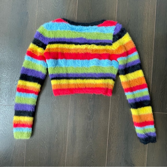 UNIF Cid Sweater - Fuzzy Cropped Rainbow Longsleeve [Discontinued] - Picture 3 of 5